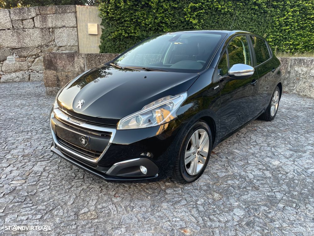 Peugeot 208 - 3