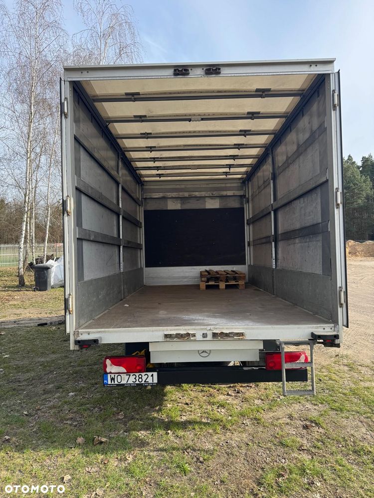 Mercedes-Benz Sprinter - 7