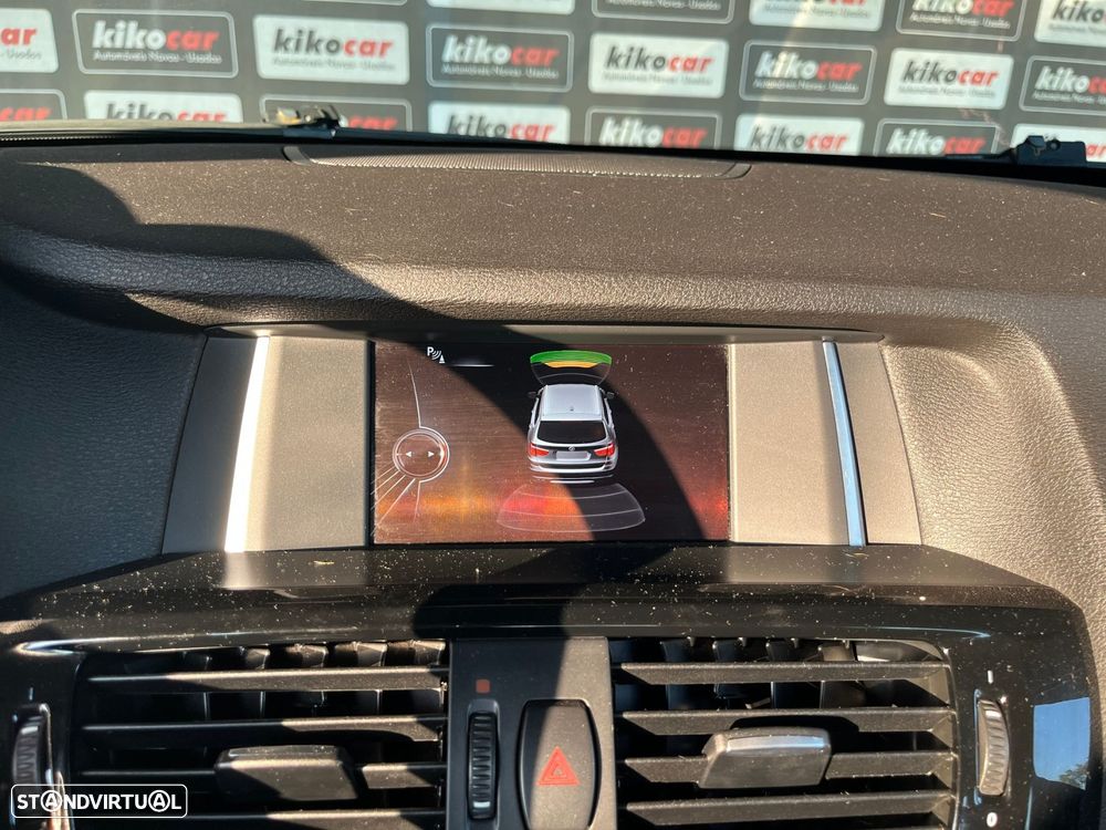 BMW X3 18 d sDrive Auto - 36
