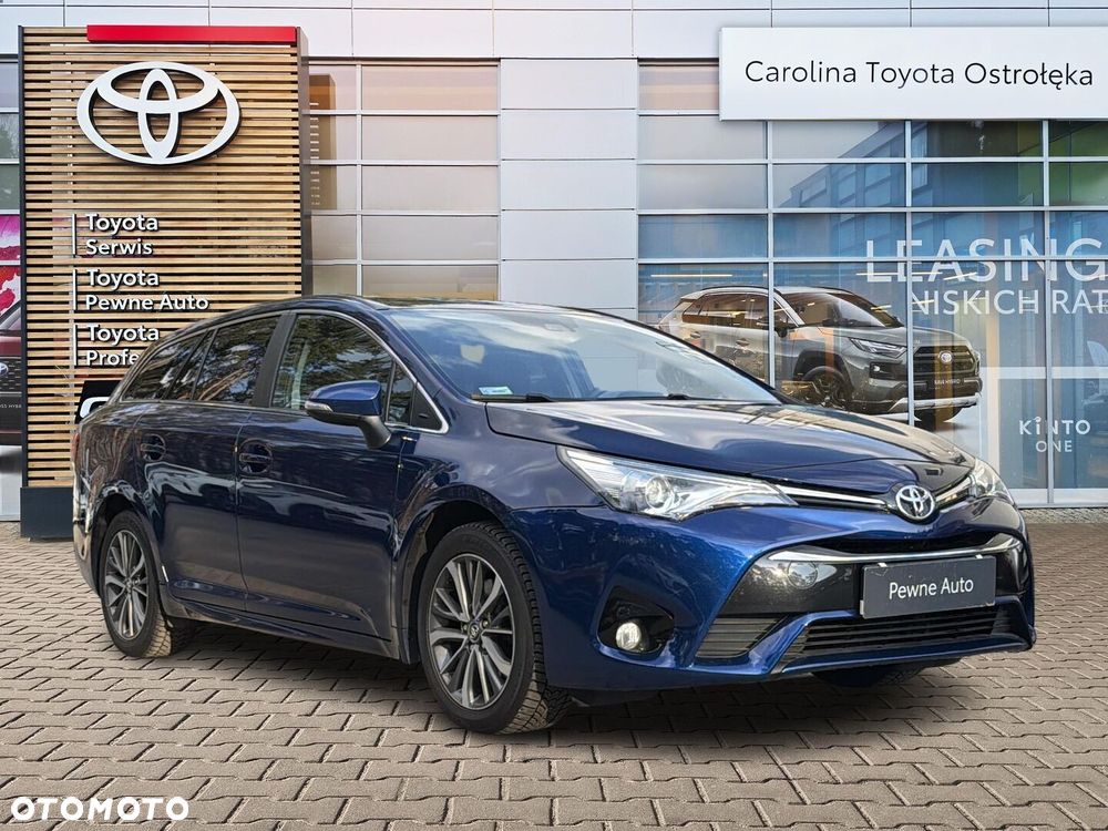 Toyota Avensis 2.0 D-4D Premium - 3