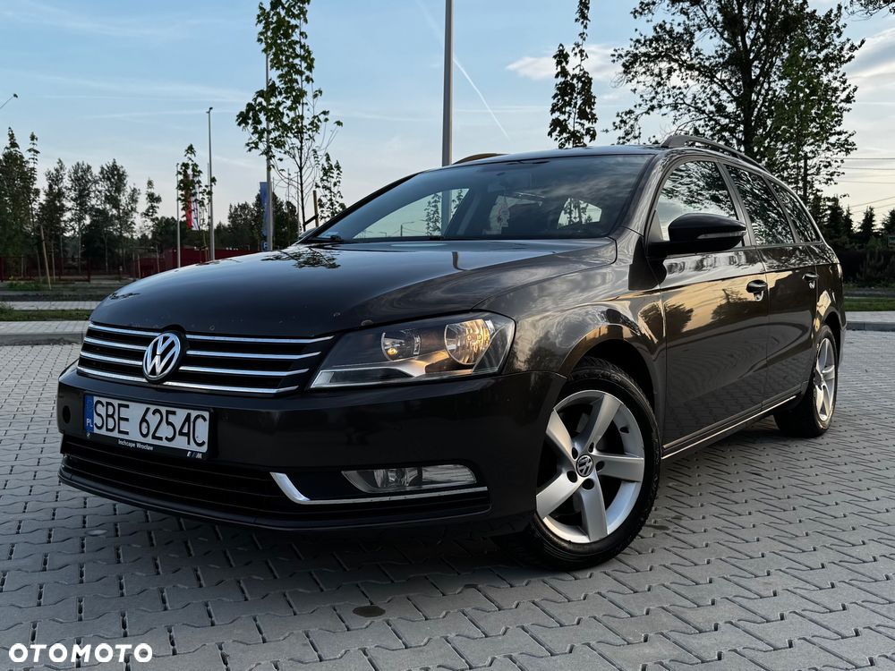 Volkswagen Passat 1.6 TDI Comfortline - 1