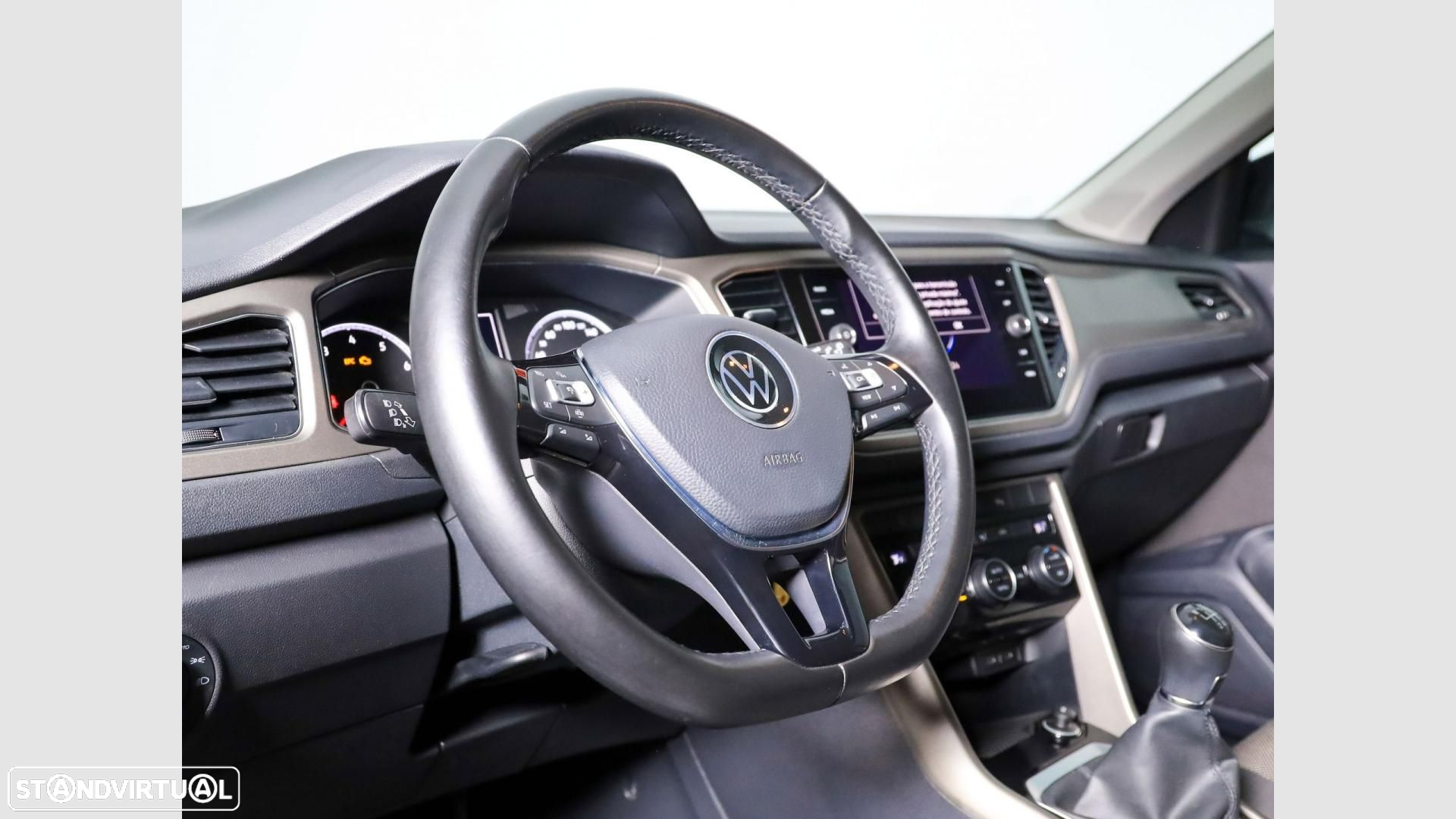 VW T-Roc 1.0 TSI - 19