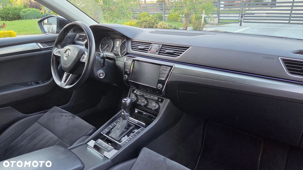 Skoda Superb 2.0 TSI 4x4 DSG SportLine - 13