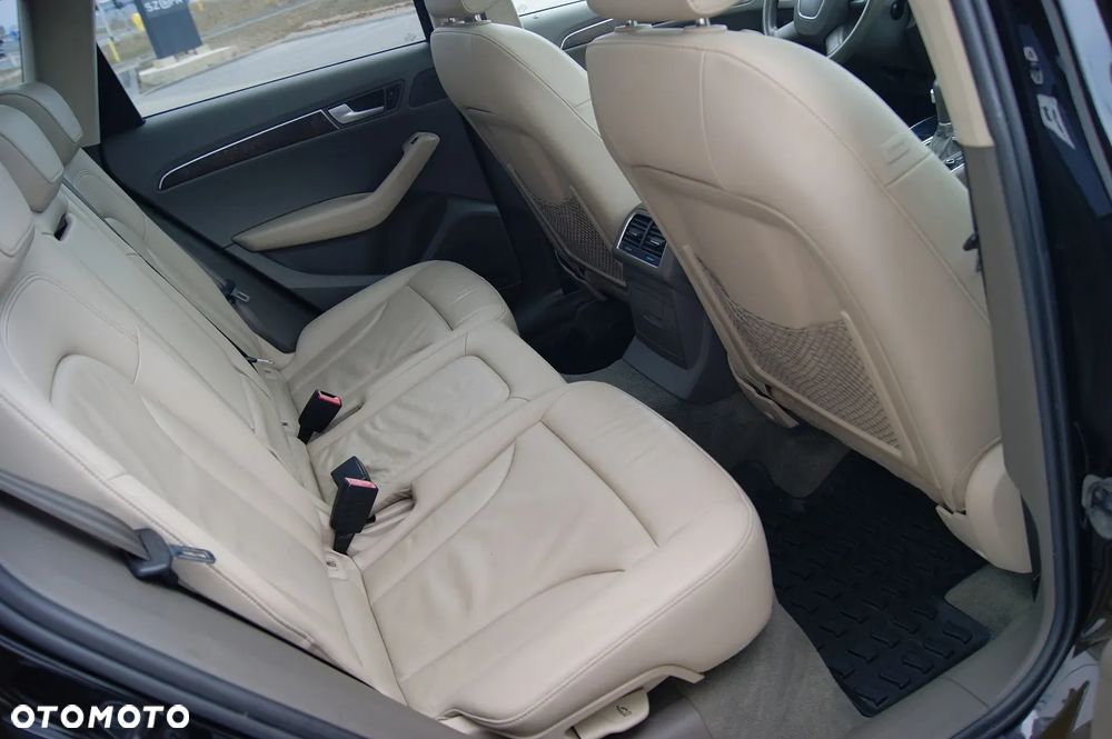 Audi Q5 3.2 FSI Quattro S tronic - 38
