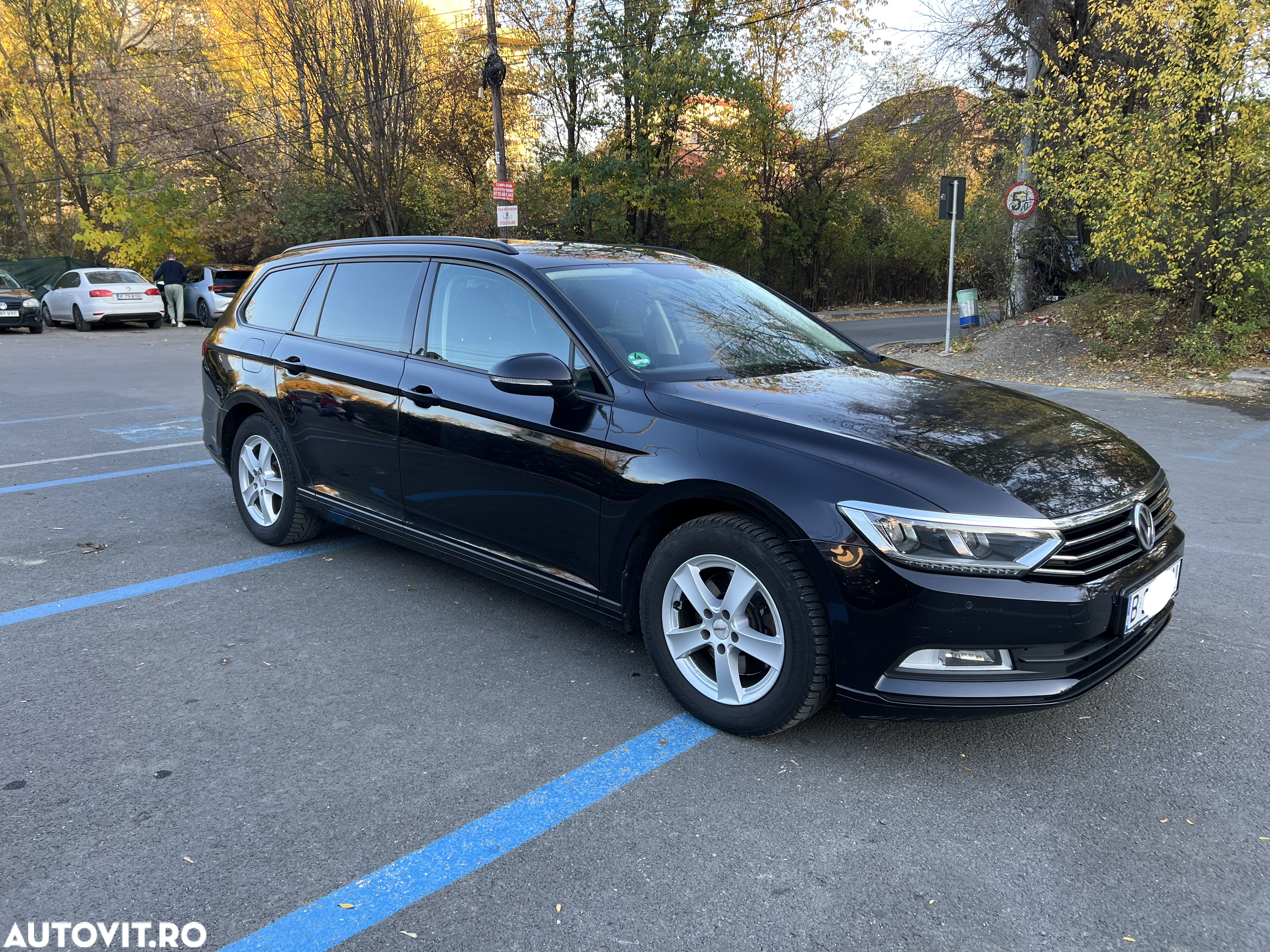 Volkswagen Passat 1.6 TDI Comfortline - 3