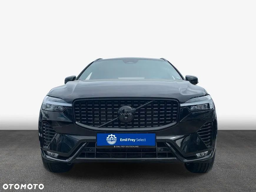 Volvo XC 60 B5 B AWD Ultimate Black Edition - 4