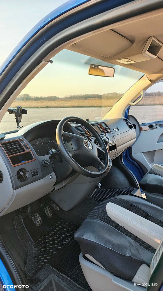 Volkswagen Transporter - 8