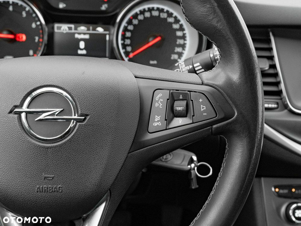 Opel Astra V 1.2 T Edition S&S - 18