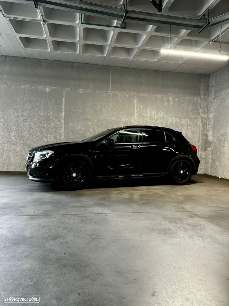 Mercedes-Benz GLA 200 d AMG Line - 7