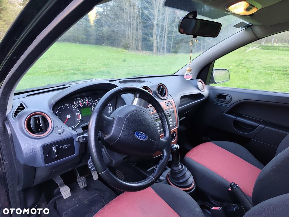 Ford Fiesta 1.25 - 8