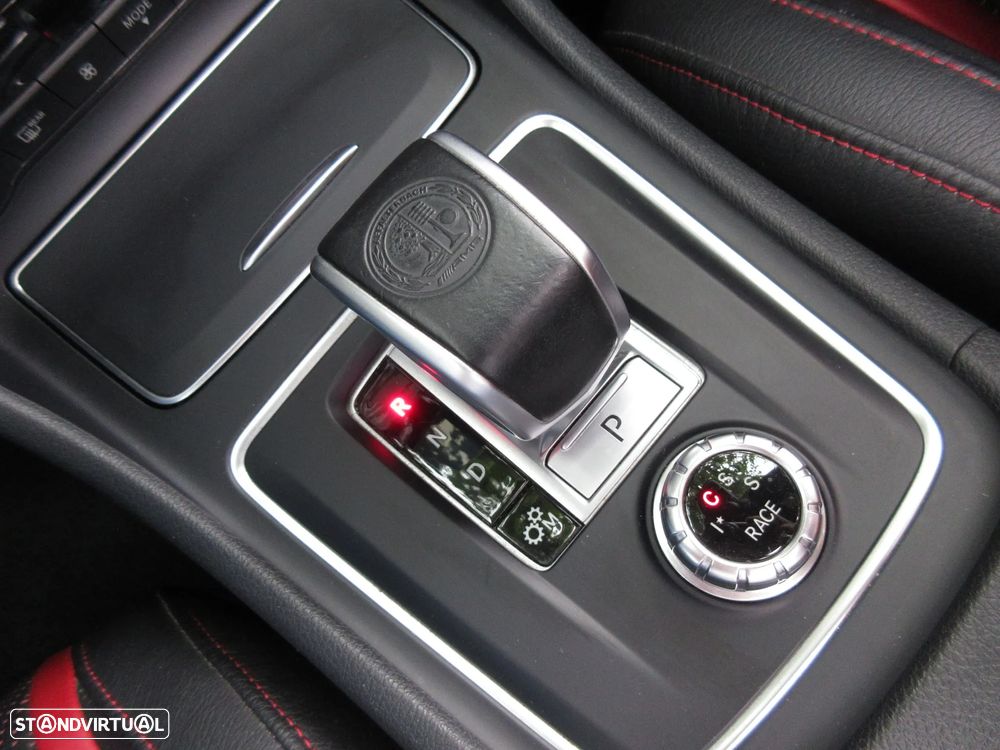 Mercedes-Benz A 45 AMG 4-Matic - 53
