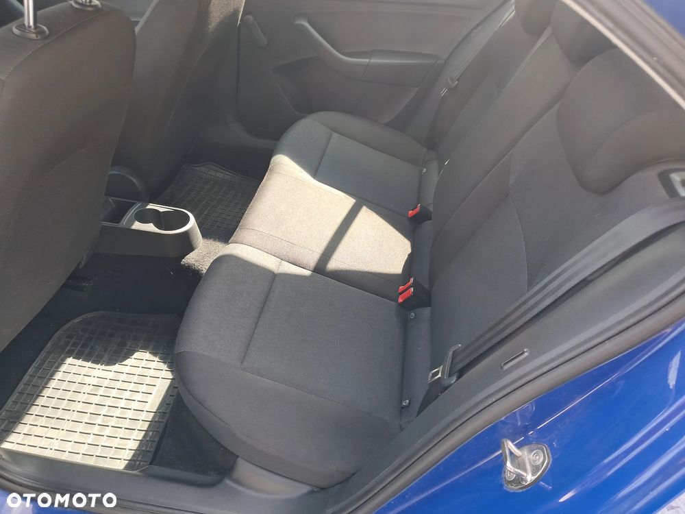 Skoda RAPID 1.0 TSI Active - 9