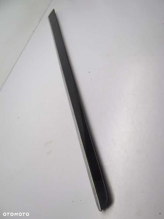 Mercedes GL X164 W164 Listwa drzwiowa C197 lewy przod