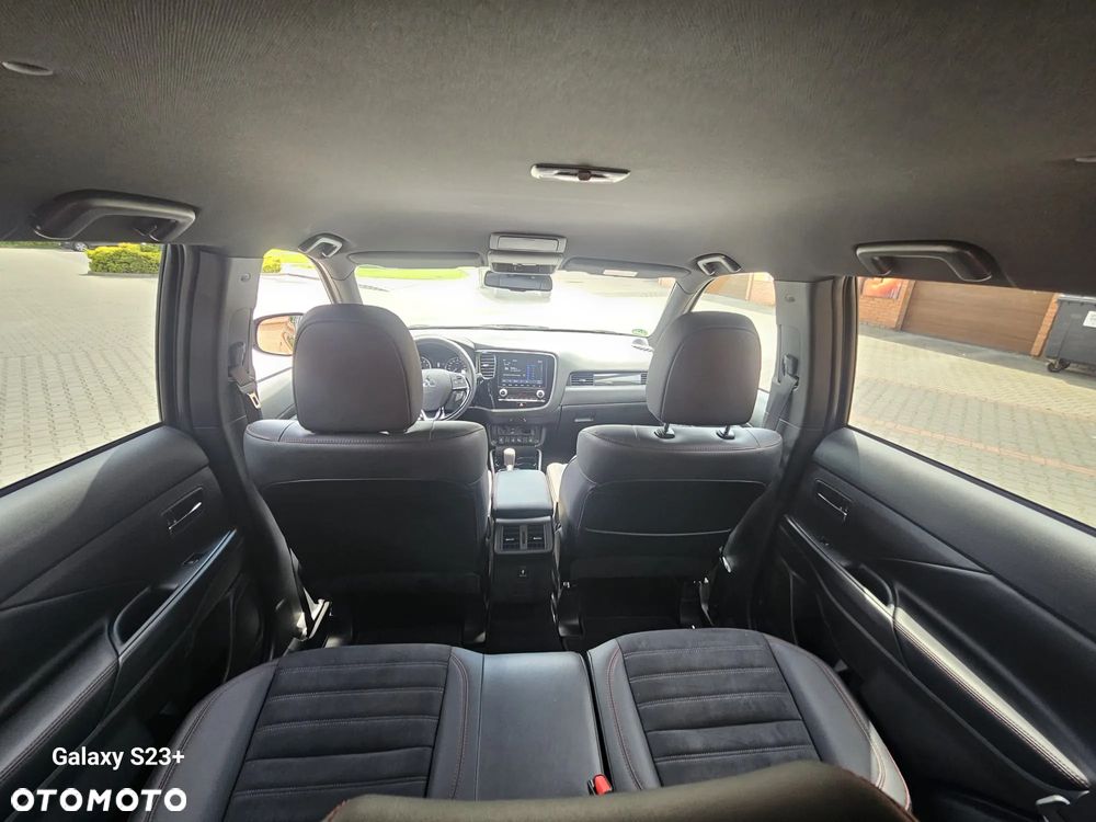 Mitsubishi Outlander 2.0 2WD CVT Edition+ - 11
