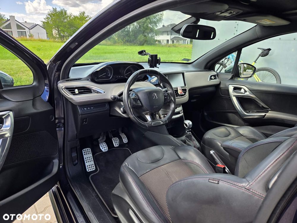 Peugeot 208 ver-e--hdi-fap-115-stop-start-xy - 22