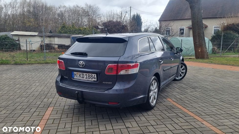 Toyota Avensis 1.8 Business Edition - 7