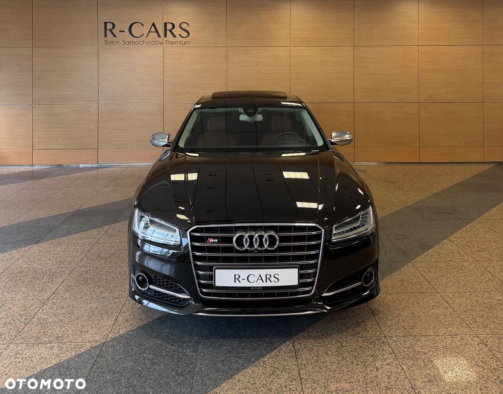 Audi S8 - 5