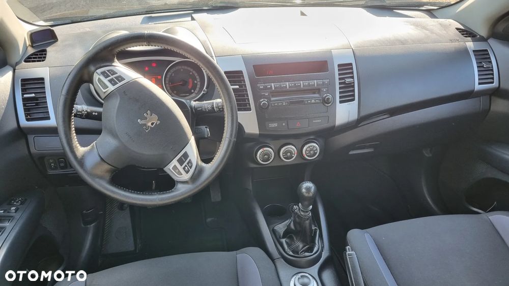Peugeot 4007 2.2HDi Platinum - 23