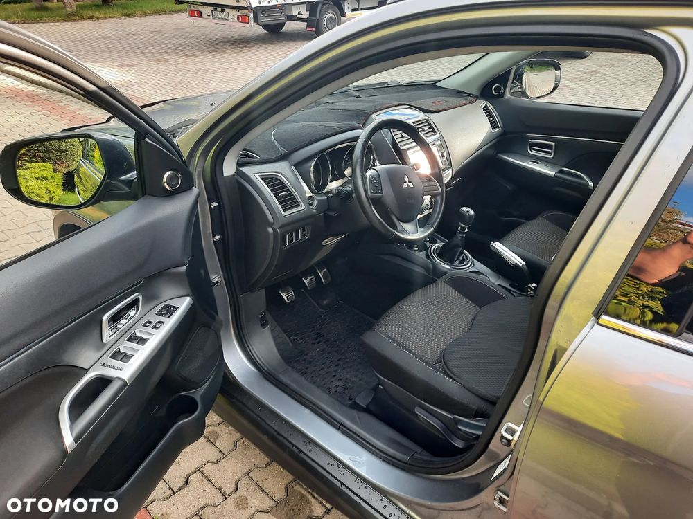 Mitsubishi ASX - 15