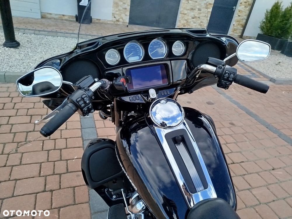 Harley-Davidson Touring Electra Glide - 11