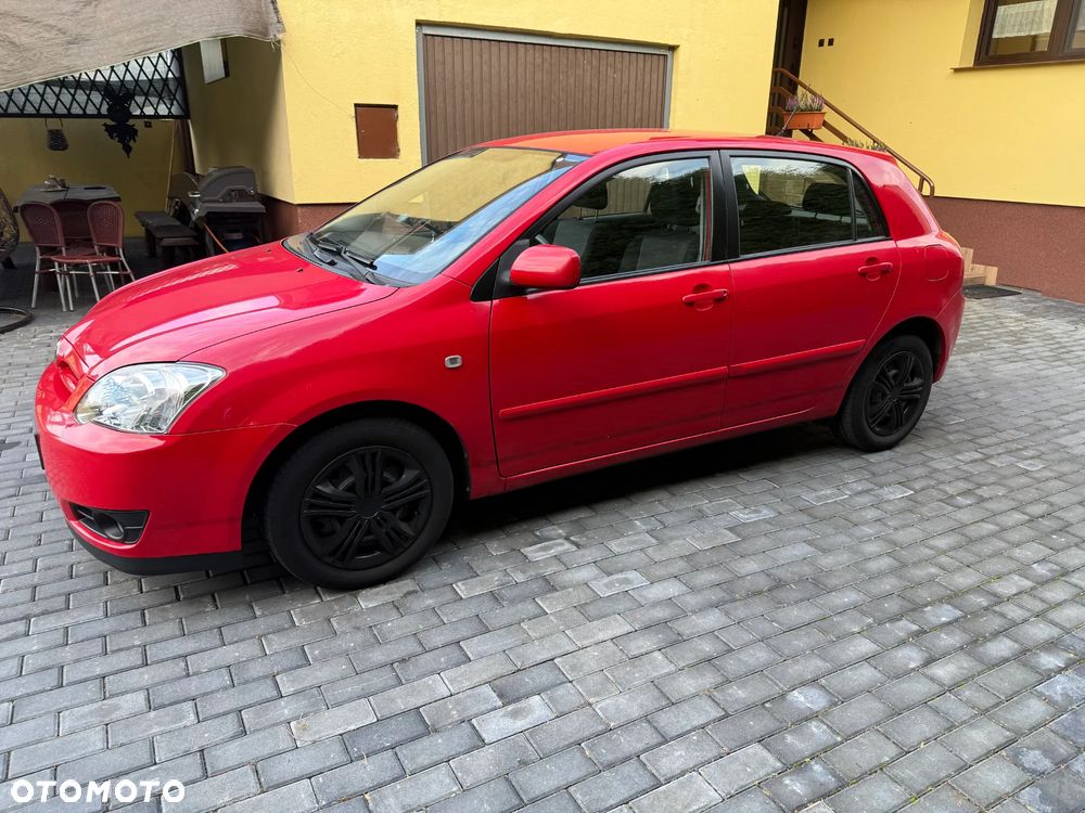 Toyota Corolla - 4