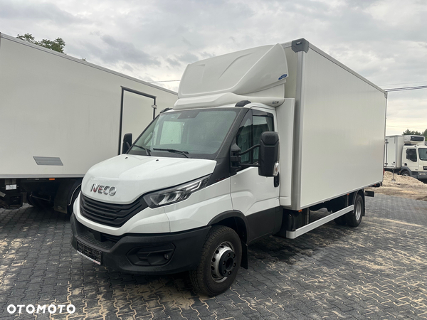 Iveco Daily 72-180  2023 r. Kontener + Winda