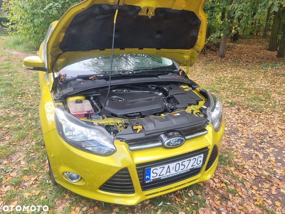 Ford Focus 1.6 EcoBoost Titanium - 9