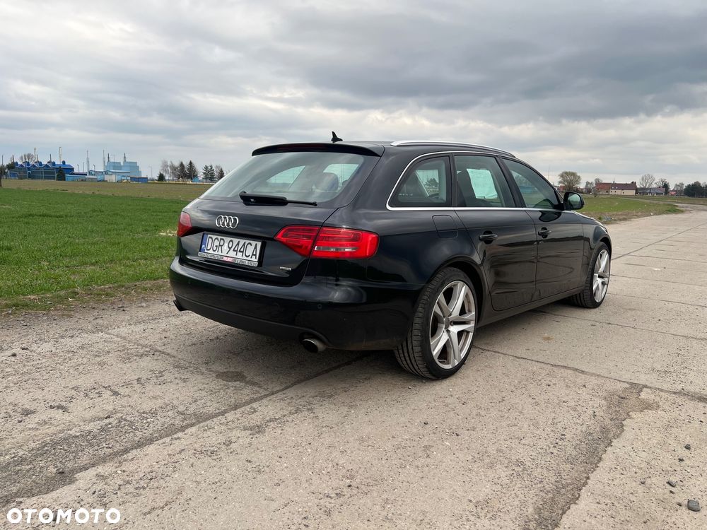 Audi A4 Avant 3.2 FSI Quattro Tiptronic - 6