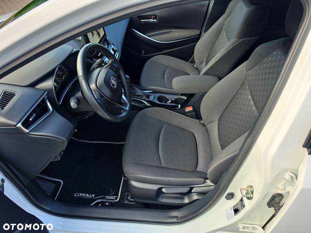 Toyota Corolla 1.8 Hybrid Comfort - 13