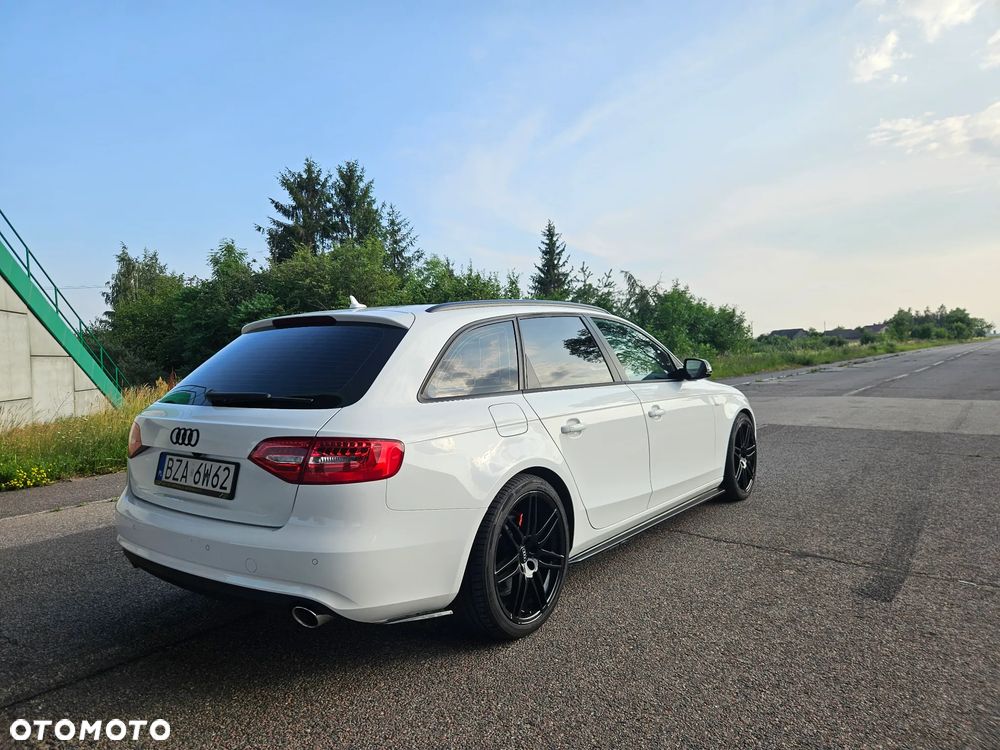 Audi A4 Avant - 4