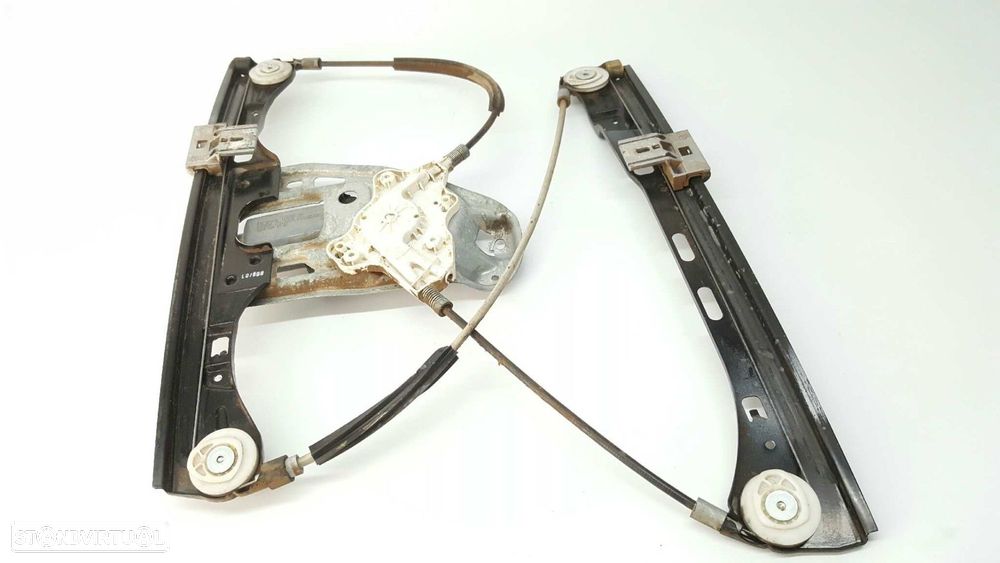 ELEVADOR FRENTE DIREITO MERCEDES CLASE C (W203) BERLINA 200 CDI (203.004) - 3