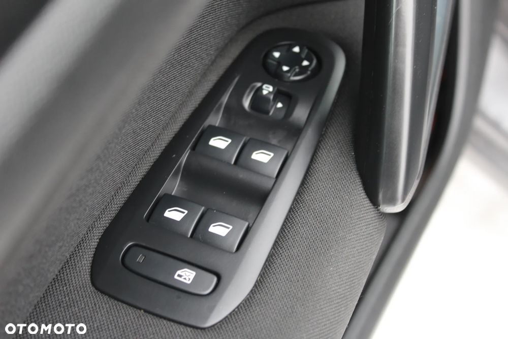 Peugeot 308 BlueHDi 130 Stop & Start Allure - 13