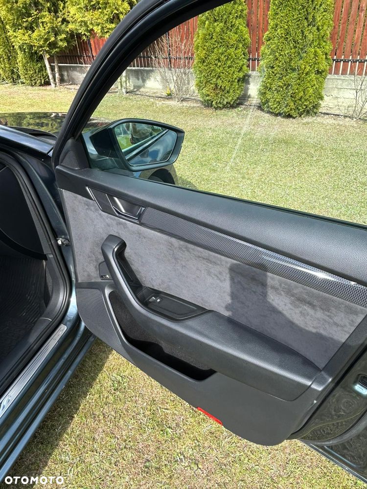 Skoda Superb 2.0 TDI 4x4 Sportline DSG - 16