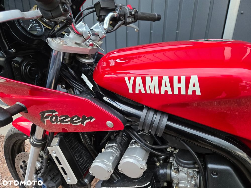 Yamaha FZS - 7
