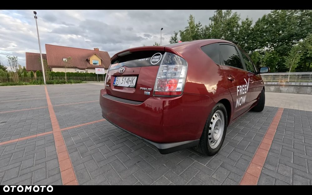 Toyota Prius 1.5 VVT-i Sol - 8