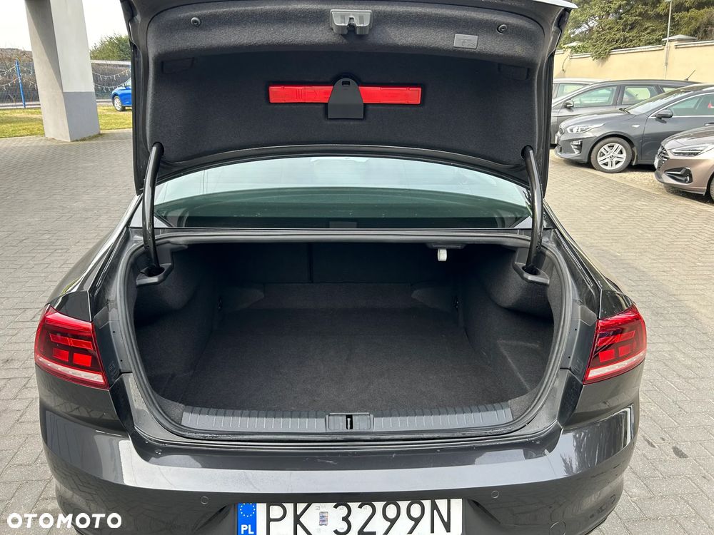 Volkswagen Passat 1.5 TSI EVO Comfortline - 18