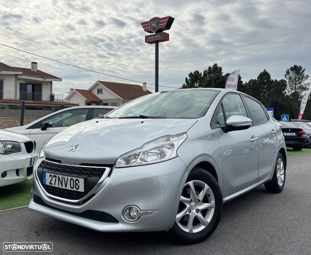 Peugeot 208 1.4 HDi Active - 1