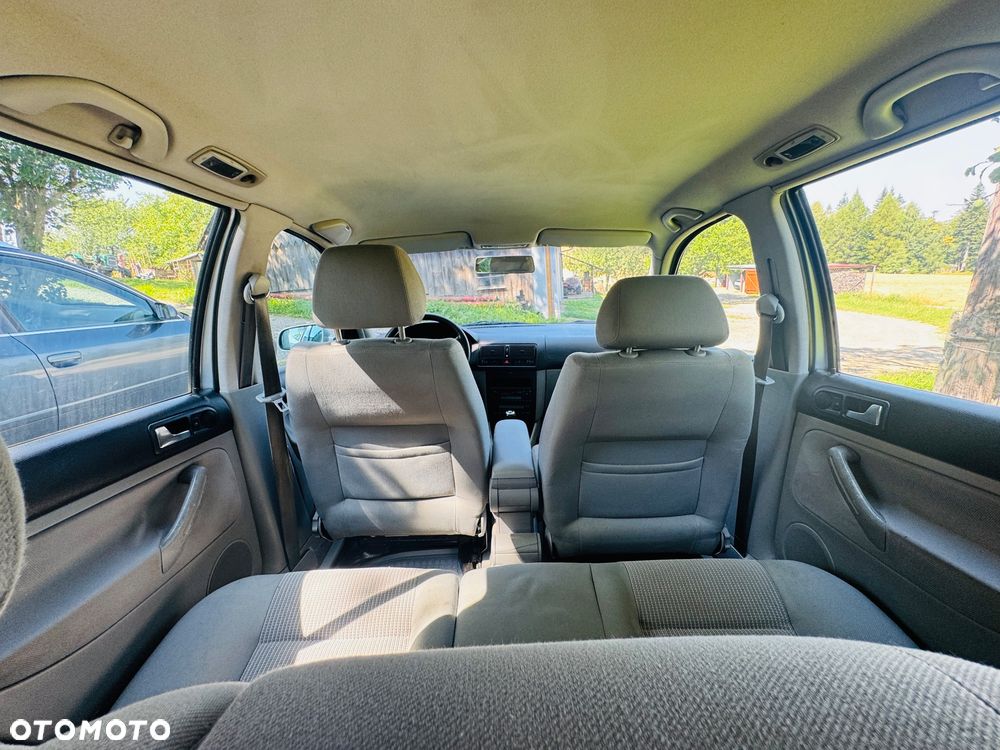 Volkswagen Golf 1.9 TDI 4Mot - 19