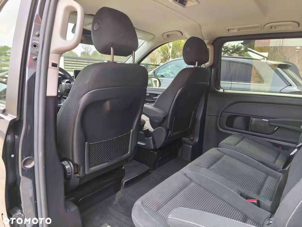 Mercedes-Benz Klasa V 250 d 9G-Tronic (d³ugi) - 12