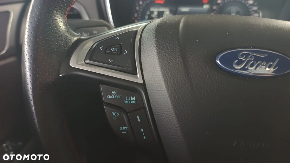 Ford Mondeo 1.5 EcoBoost ST-Line X - 28