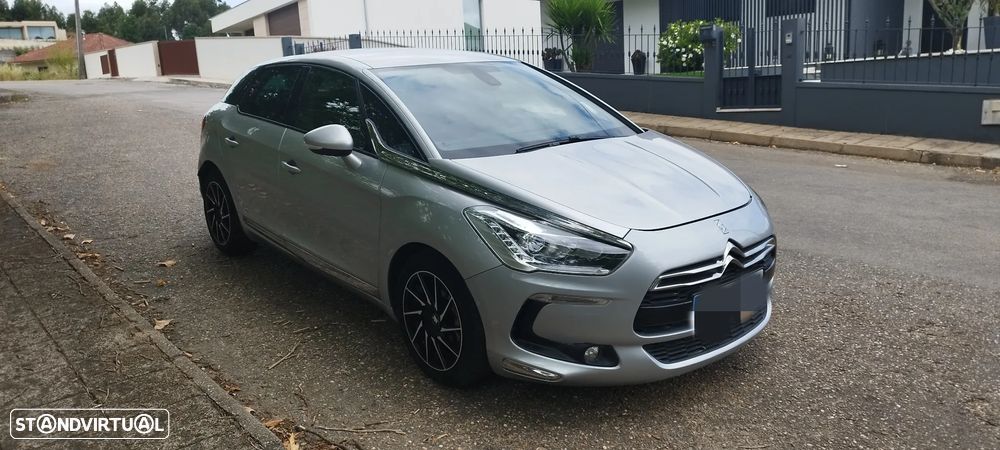 Citroën DS5 e-HDi 115 EGS6 Chic - 2