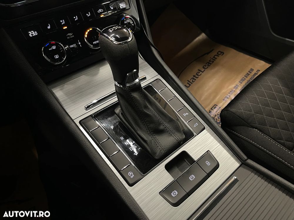 Skoda Superb 2.0 TDI DSG Ambition - 23