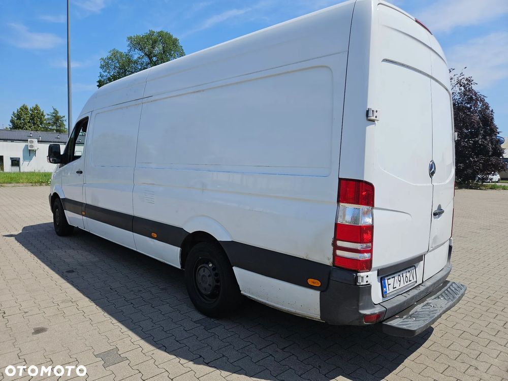 Mercedes-Benz Sprinter - 3