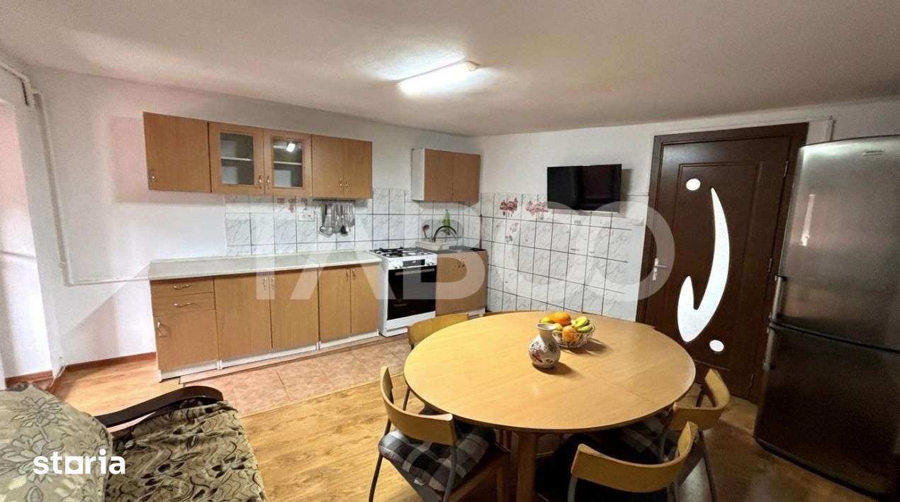 Apartament 4 camere 143mpu singur pe etaj in Centrul Istoric Sibiu — fotografia 2