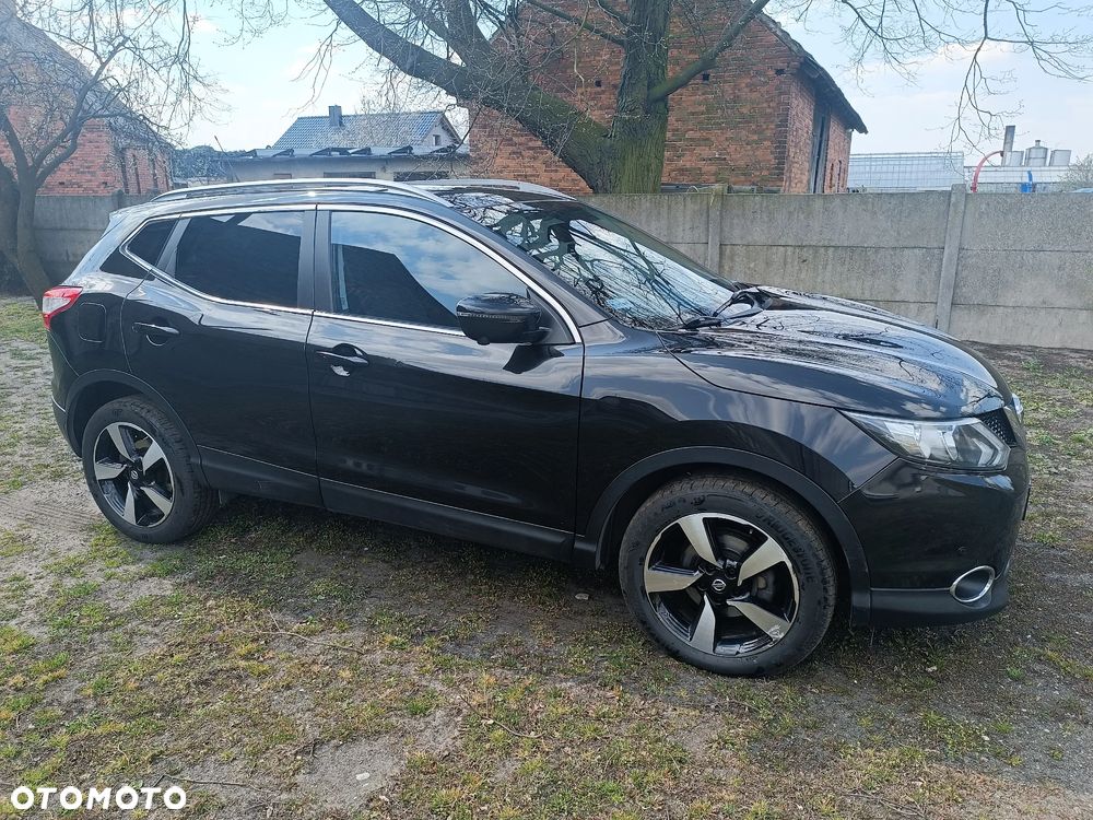 Nissan Qashqai 1.6 DCi Xtronic TEKNA - 9