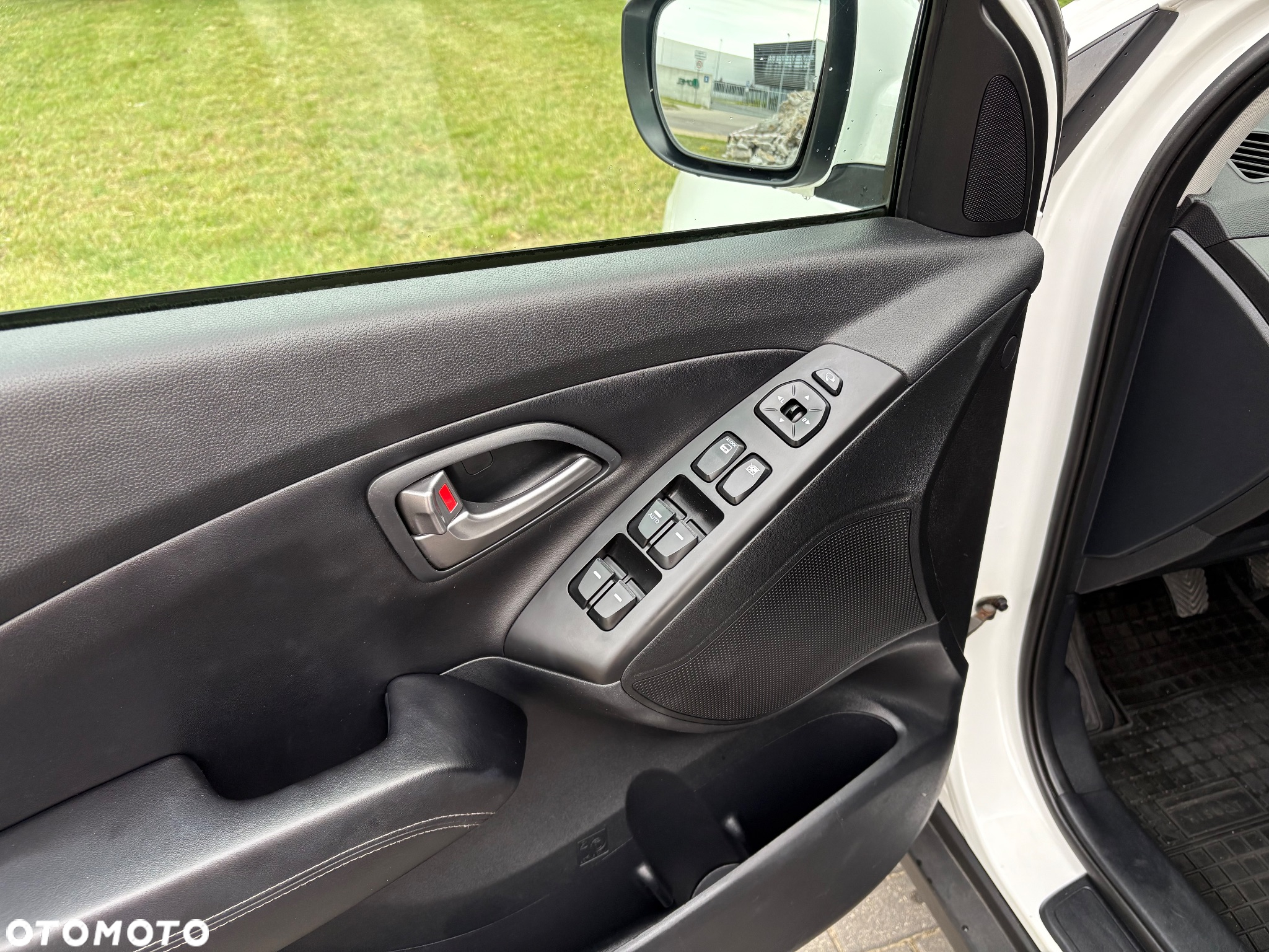 Hyundai ix35 1.7 CRDi 2WD blue Style - 36