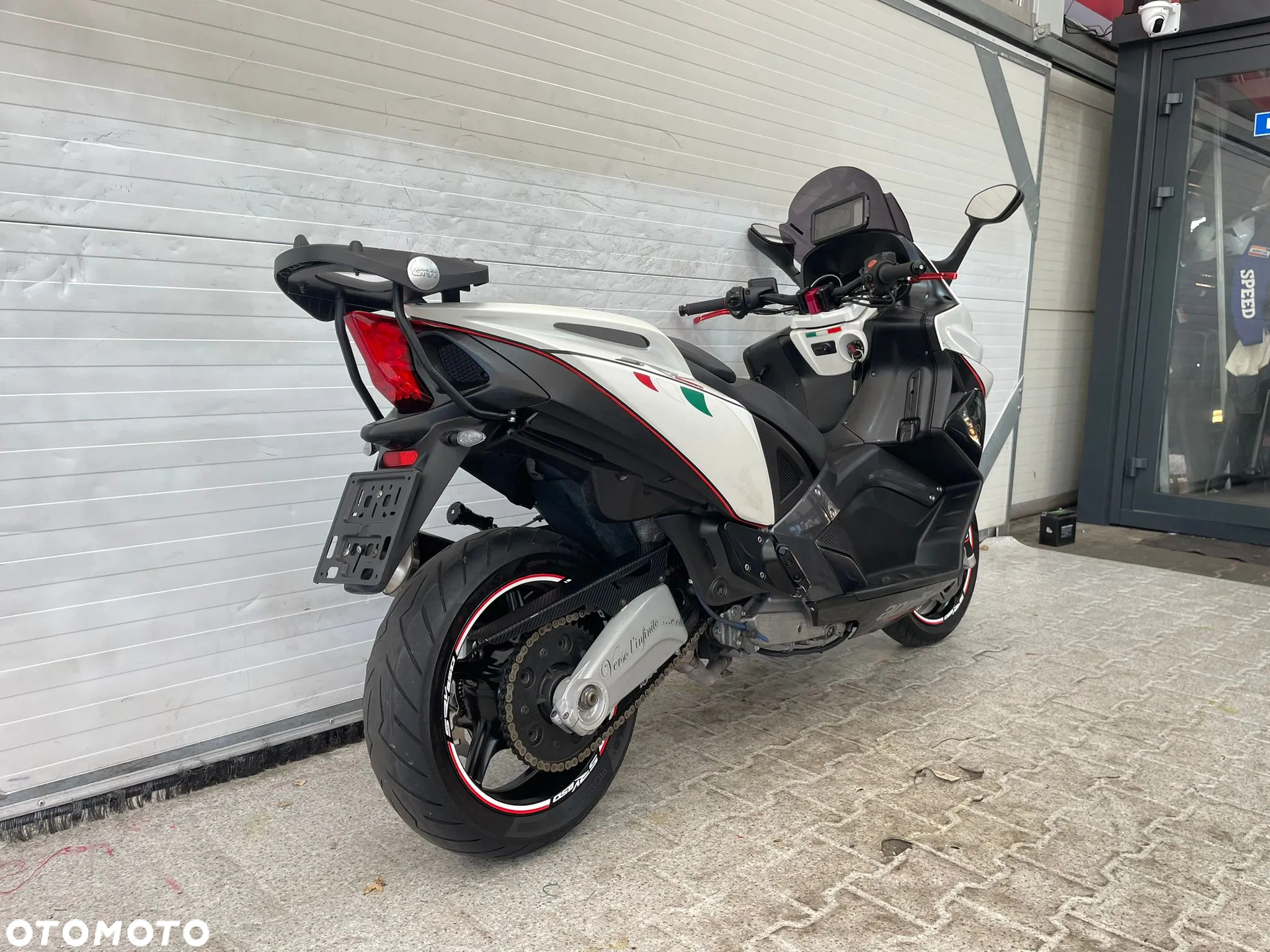 Aprilia Inny - 5