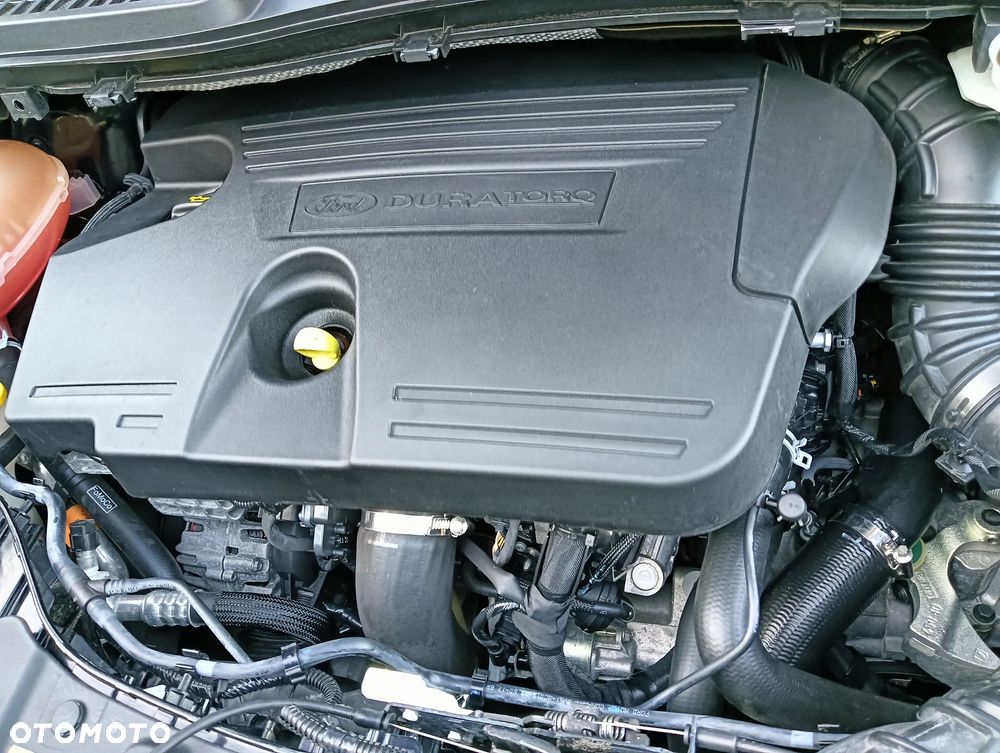 Ford Kuga - 19