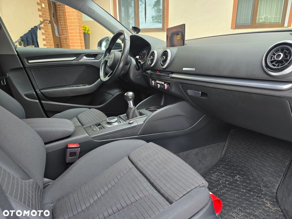 Audi A3 Sportback 1.5 TFSI Sport - 32