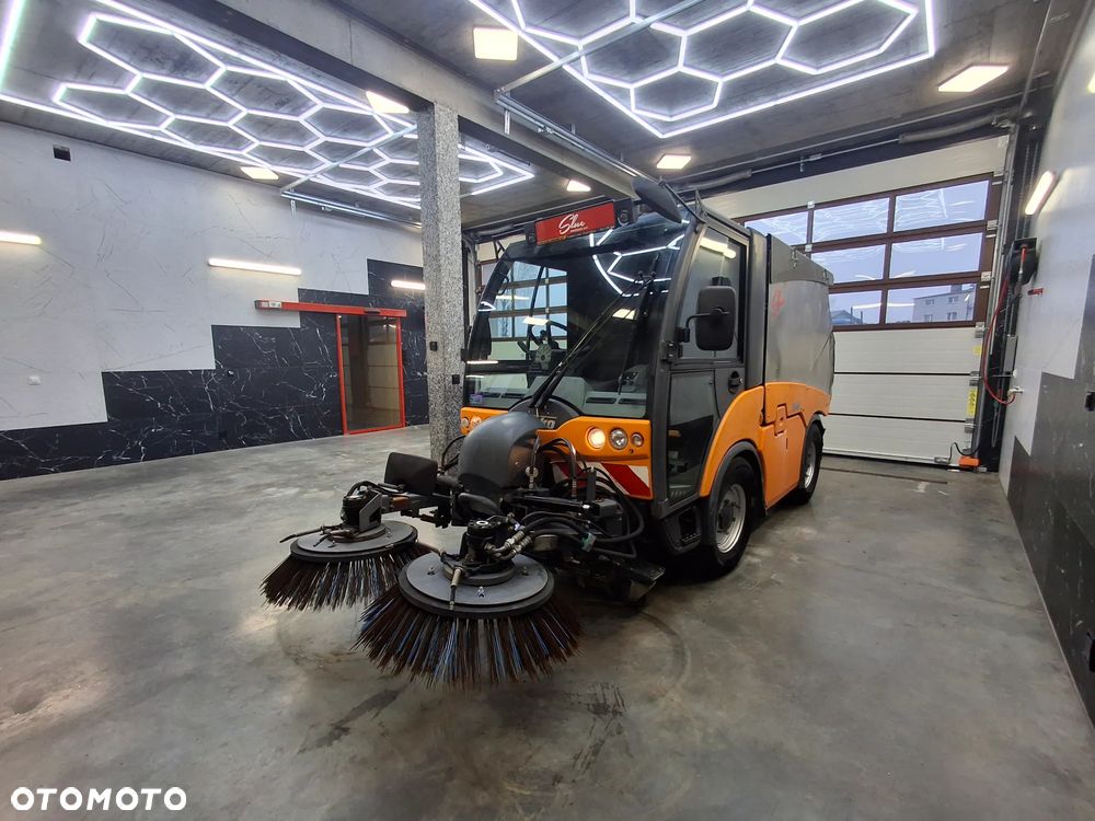 Inny Zamiatarka Hako Citymaster 2000 Klimatyzacja 2 Osie Skrętne Oświetlenie Ostrzegawcze Zamiatarka Chodnikowa PM10 - 2